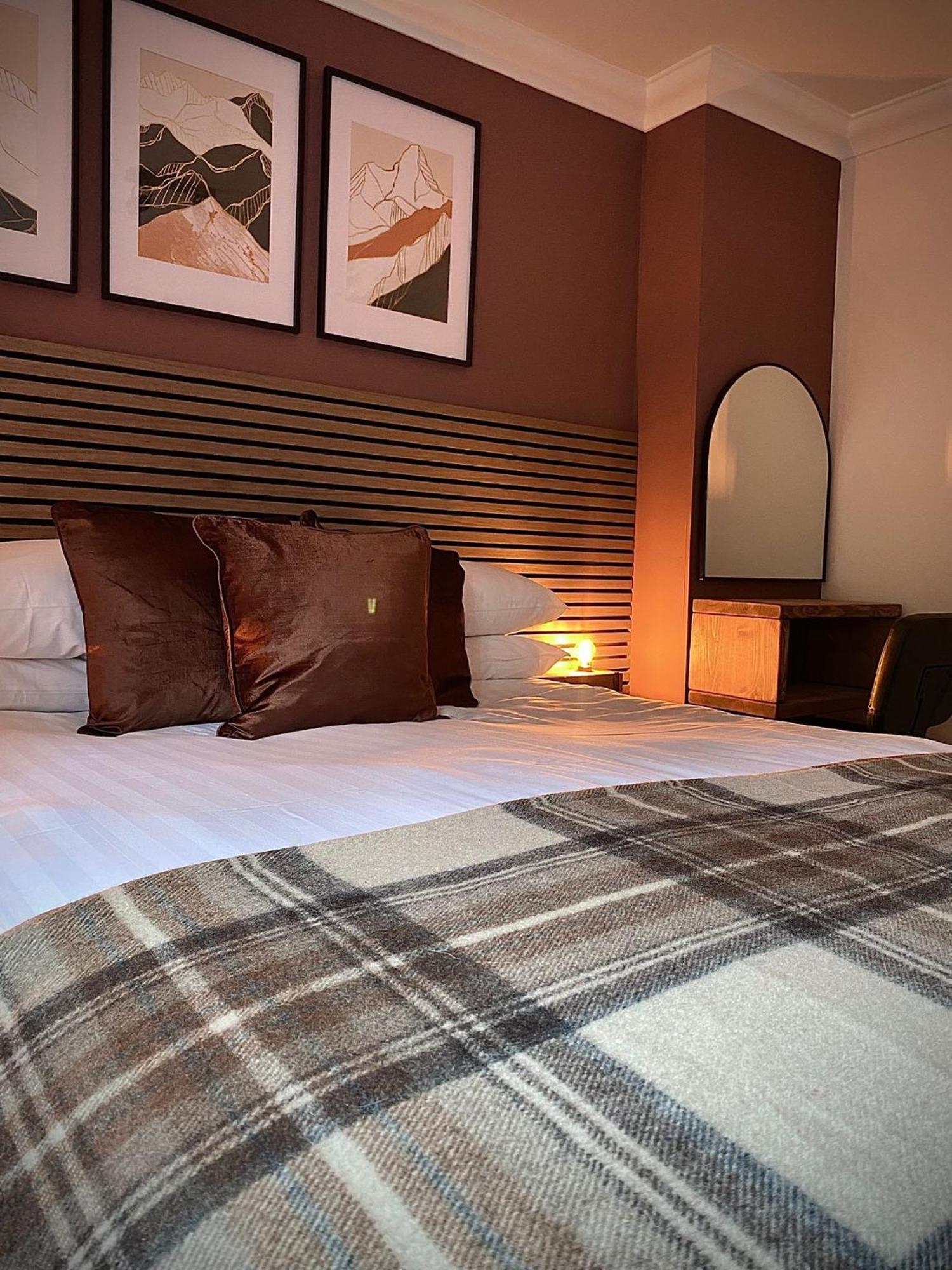 Lochside Guest House Arrochar Esterno foto